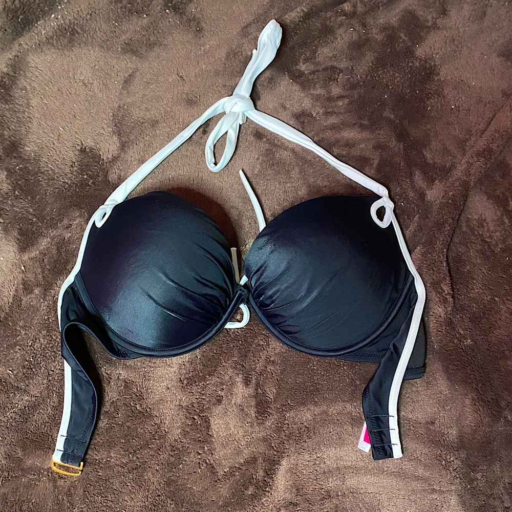Victoria’s Secret Bikini Top